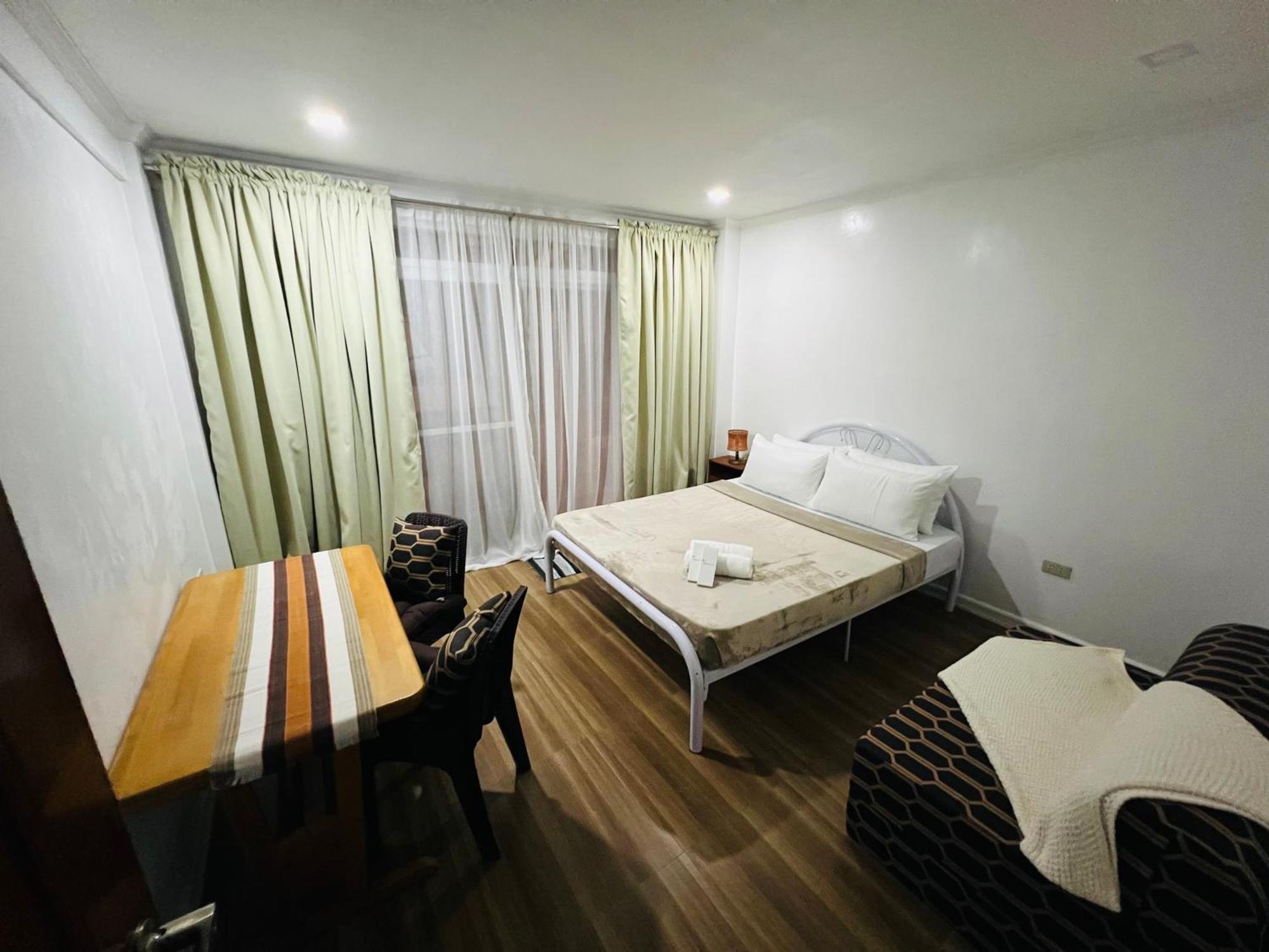 Casa Strata 2 Bedroom 2 Baths Whole House With Roofdeck Holiday home